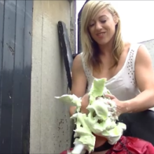 123gunge: Dishing out the dirt