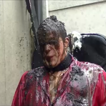 123gunge: Dishing out the dirt