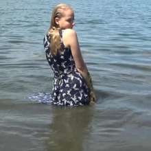Wamtastic Jessica: Eileen's Dress(ed) for a Swim