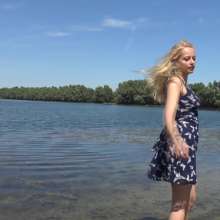 Wamtastic Jessica: Eileen's Dress(ed) for a Swim