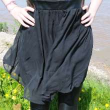 DungeonMasterOne: Honeysuckle in Mud Dress and Go-Go Boots!