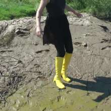DungeonMasterOne: Honeysuckle in Mud Dress and Go-Go Boots!