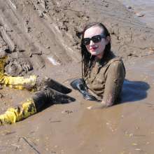 DungeonMasterOne: Honeysuckle in Mud Dress and Go-Go Boots!