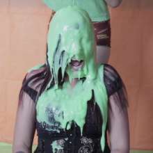 lovingmessy4you: My Friend Elsy Gets Her First Slime