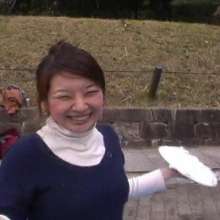 Alumi: Mai vs Maria!  Japan vs Australia!  Big shaving cream pies!  Big audience!