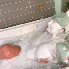 Messygirl: Creamy Slime Bath