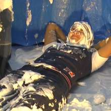 Alumi: Linda and Luce + shaving cream pies, honey, and chocolate + bare feet