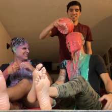 RevSlymsford: Tickling, Feet Play And Plenty Of Slime For Niall And Chris