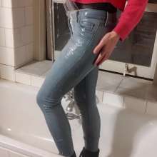 WetPlace: Beautiful Eileen Showering In Jeans