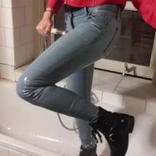 WetPlace: Beautiful Eileen Showering In Jeans