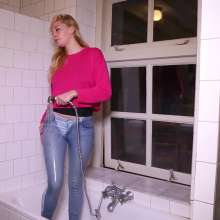 WetPlace: Beautiful Eileen Showering In Jeans