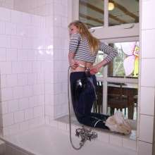 WetPlace: Beautiful Eileen Taking Shower In Blue Leggings