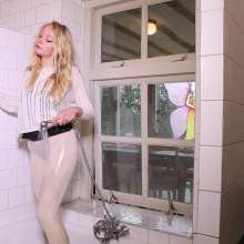 WetPlace: Beautiful Eileen Taking Shower In Cream Leggings