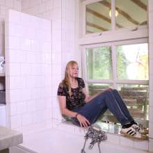 WetPlace: Beautiful Eileen Taking Shower In Jeans And Floral T-shirt