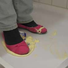 surgif: Crushing Pudding with Pink Ballerinas