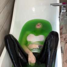TheGungeZone: Danielle's Messy Slime Bath