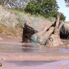 FOXY: Fantastic video "blue in mud"