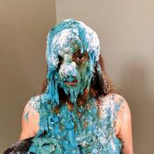 mrsbee: Mrs. Bee in Molasses and Blue Goo!