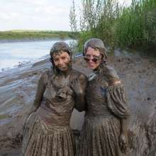 DungeonMasterOne: Princess Ballgown Mudbath