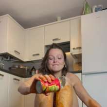 WAMfuns Messy Forfeits: Queen Peach Savoury Foot Massage