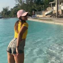 WetPlace: Stunning Anny Enjoying In The Pool Near The Beach