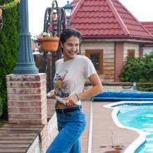 wet.look.me: Wetlook girl swimming fully-clothed in Pool | Wetlook.biz