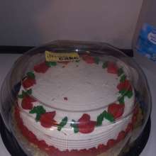 JD and Messy Andi: Cake Sit?