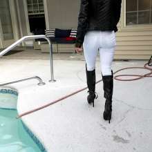 Tight and Wet Clothes: A White Jeans Swim