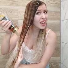 Mia_Mur: A lot of Honey and pies on my hair