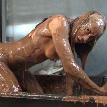 Jayce: Catsuit + Boots Filling-fluffy Gunge+insert Vibrator 2 Nude!