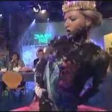 mad_mick_at: German Latenight-talkshow: The dirty Queen riddle