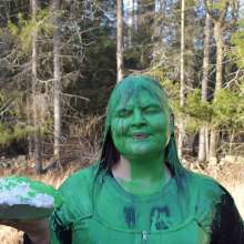JD and Messy Andi: Andi's School Outfit Slimed!