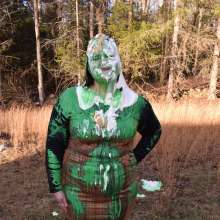 JD and Messy Andi: Andi's School Outfit Slimed!