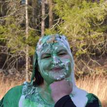 JD and Messy Andi: Andi's School Outfit Slimed!