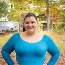 JD and Messy Andi: Andi's Blue Leotard Gets Wet!