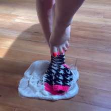 JennysPerfectPaws: Fuzzy Socks Trapped in a Marshmallow Mire
