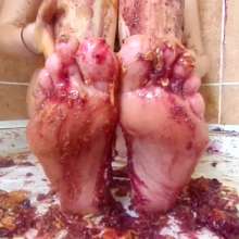 Big_Tits_Gunge: Lauren Topless In Her Sticky and Sweet Foot Fetish Video