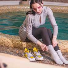 Wet Live Team: She Got Madly Soaked in the Pool with Beautiful Makeup