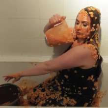 WAMfuns Messy Forfeits: Sophia's Spaghetti Sploshing