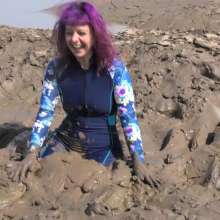 DungeonMasterOne: Spandex Mud Workout with Isabeau