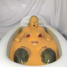 CheekyLuna: CheekyLuna's Red Lingerie Gunge Bath