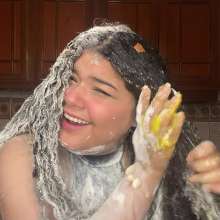 Wam Bagheera Studio: Crazy Moana Destroys Her Hair with 30 Eggs and 2kg of Flour