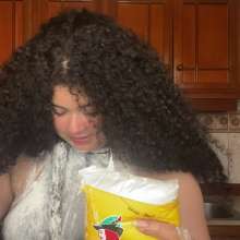 Wam Bagheera Studio: Crazy Moana Destroys Her Hair with 30 Eggs and 2kg of Flour