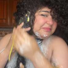 Wam Bagheera Studio: Crazy Moana Destroys Her Hair with 30 Eggs and 2kg of Flour