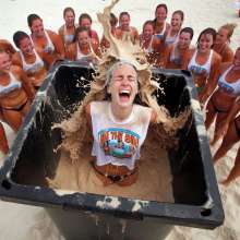 Bobographer: In The Bin game show--Gloopy Mess