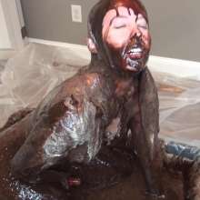 Jayce: Dixie Frosted, Sweet Shampoo+Begs 4 Pie W Hitachi to Cum!