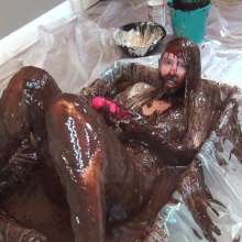 Jayce: Dixie Frosted, Sweet Shampoo+Begs 4 Pie W Hitachi to Cum!