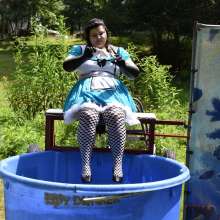 JD and Messy Andi: Alice in Wonderland Dunking!