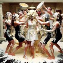 lumba: Pie fight extravaganza