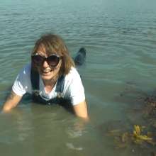 DungeonMasterOne: Lady Jasmine's Sea Bath in Dungarees